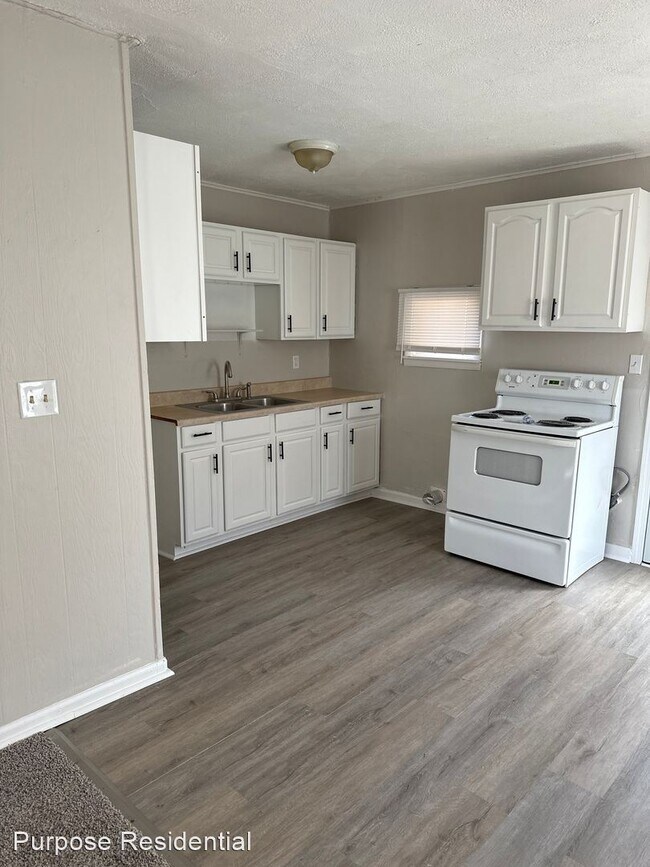 Building Photo - 3 br, 1 bath House - 7402 E 51st St