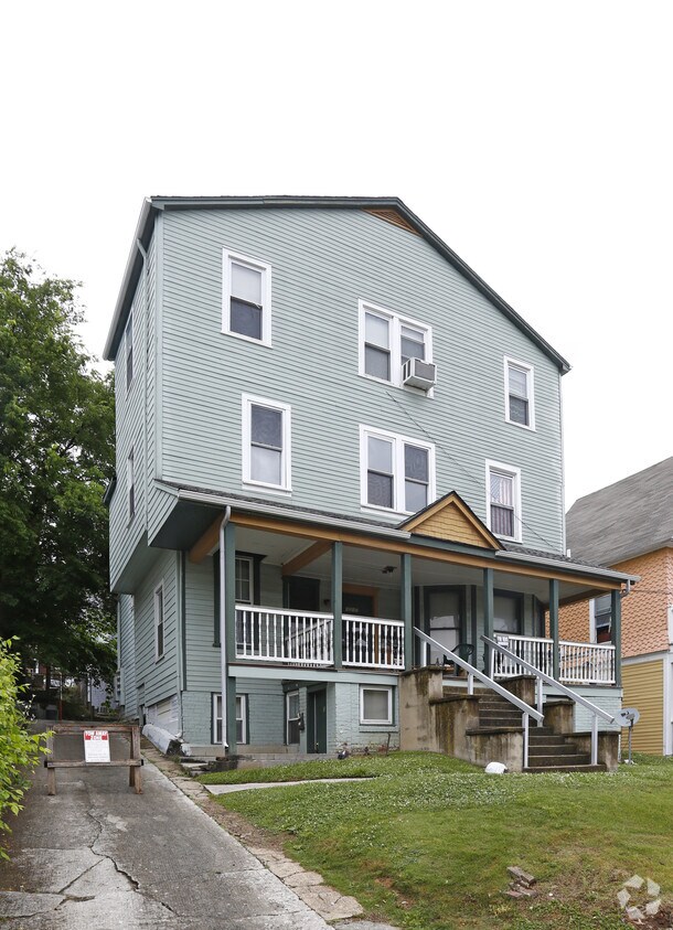 Building Photo - 1217 Clinch
