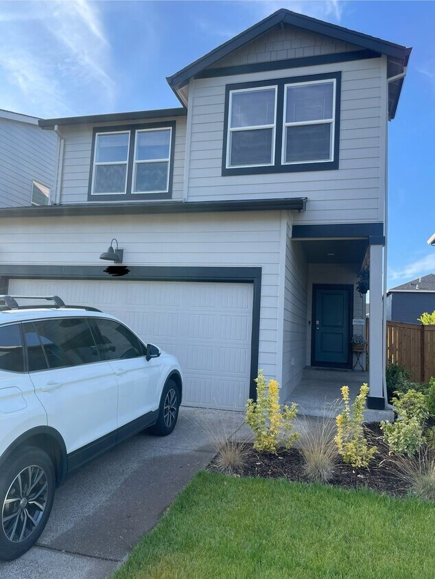 Foto del edificio - 4827 Parsley Ave NE