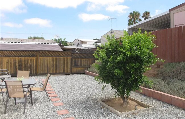 Building Photo - 26108 Fountain Palm Drive