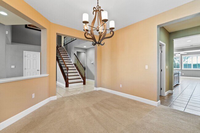 Building Photo - 1081 Clear Lake Dr