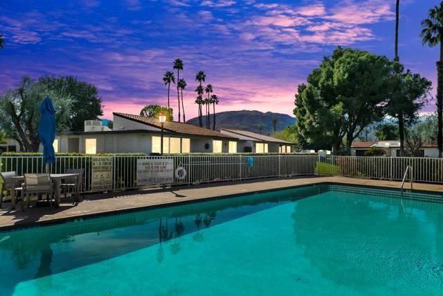 Building Photo - 10 Padron