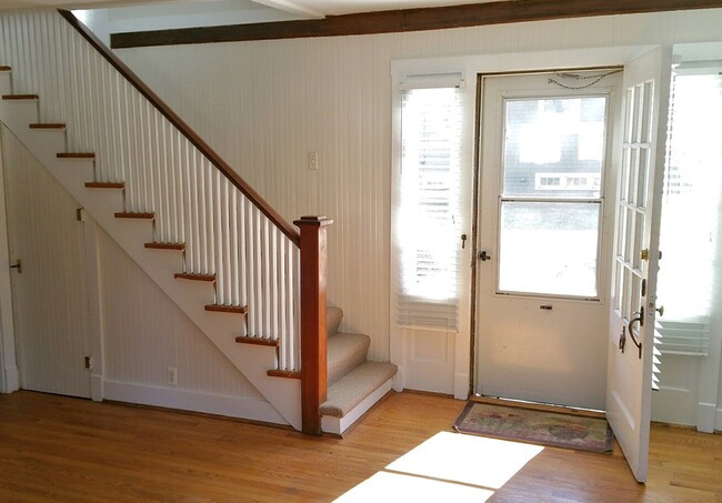 Building Photo - 815 Lincoln Street Apt #CH, Evanston, IL 6...