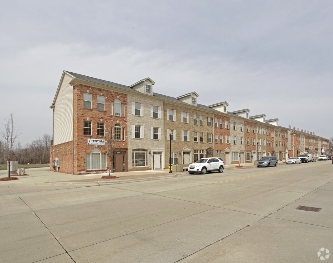 1410114141 N Lakeside Blvd, Utica, MI 48315 Apartments in Utica, MI