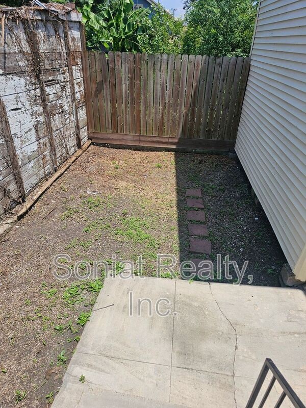 Building Photo - 3215 Lafitte Ave