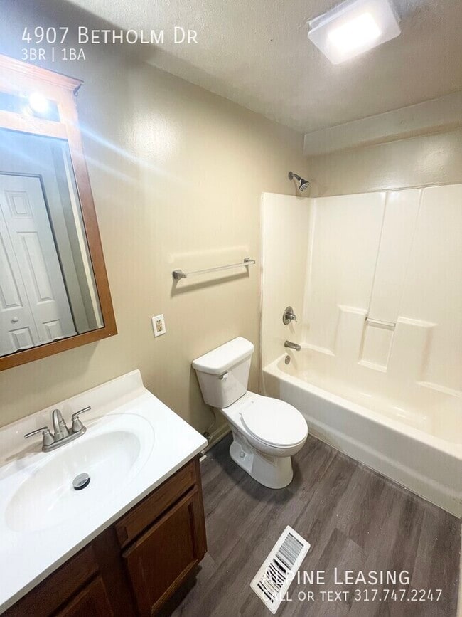 Building Photo - 4907 Betholm Dr