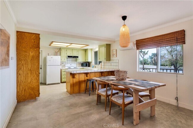 Building Photo - 61725 Melton Trl