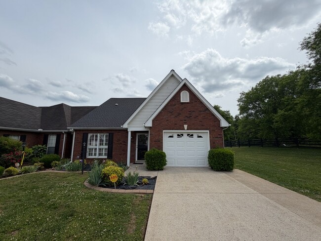 Photo - 1702 Thomas Ct Townhome