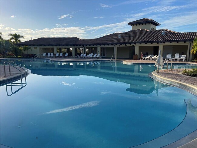 Foto del edificio - 18324 Canopy Pl