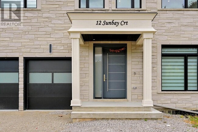 Building Photo - 12 Sunbay Ct