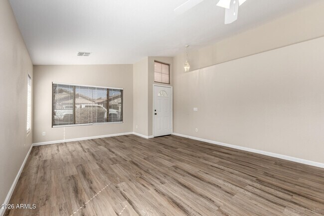 Foto del edificio - 13501 N 130th Ave