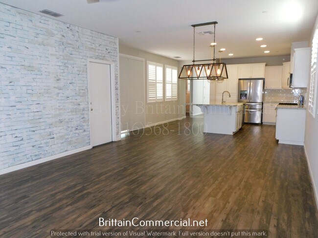 Foto del edificio - 1702 Brodea Ln