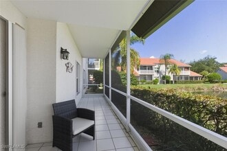 Building Photo - 636 Windsor Sq