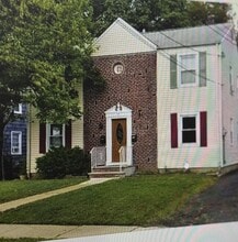 Building Photo - 299 Wilson Ave