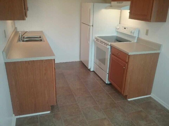 Foto del edificio - 2275 N Cable Rd
