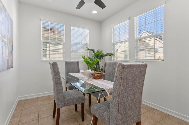 Building Photo - Tri-level Home in Ladera Ranch, now available!