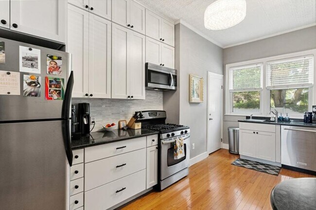 Foto del edificio - 2 bedroom in Winchester MA 01890