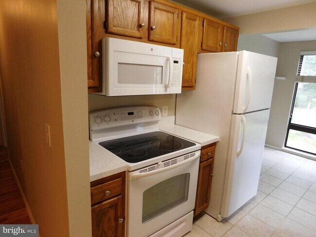 Building Photo - 18141 Chalet Dr