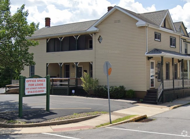 Building Photo - 518 Mulberry St