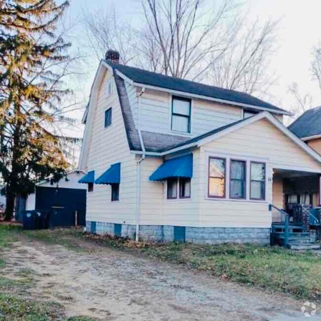 Building Photo - 94 Brighton Dr
