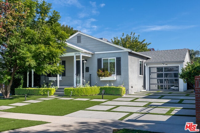 Building Photo - 5970 Balcom Ave