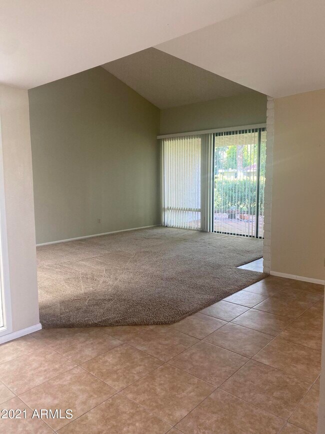 Foto del edificio - 7706 E Vista Dr