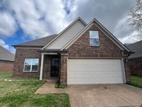 Building Photo - 2303 Lafayette St