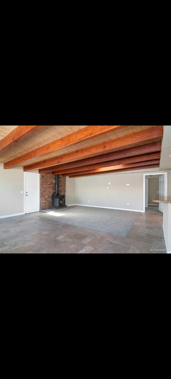 Building Photo - 2637 Granger Ave