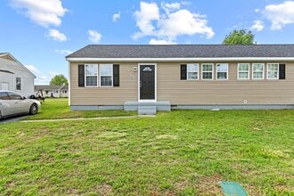 Building Photo - 337-339-339 Starling St