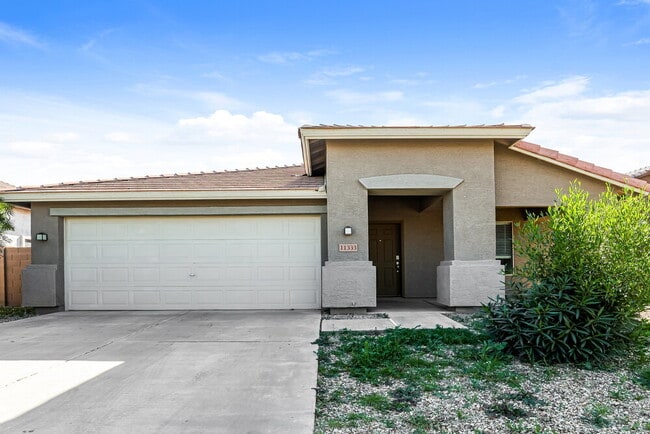 Building Photo - 11333 W Buchanan St