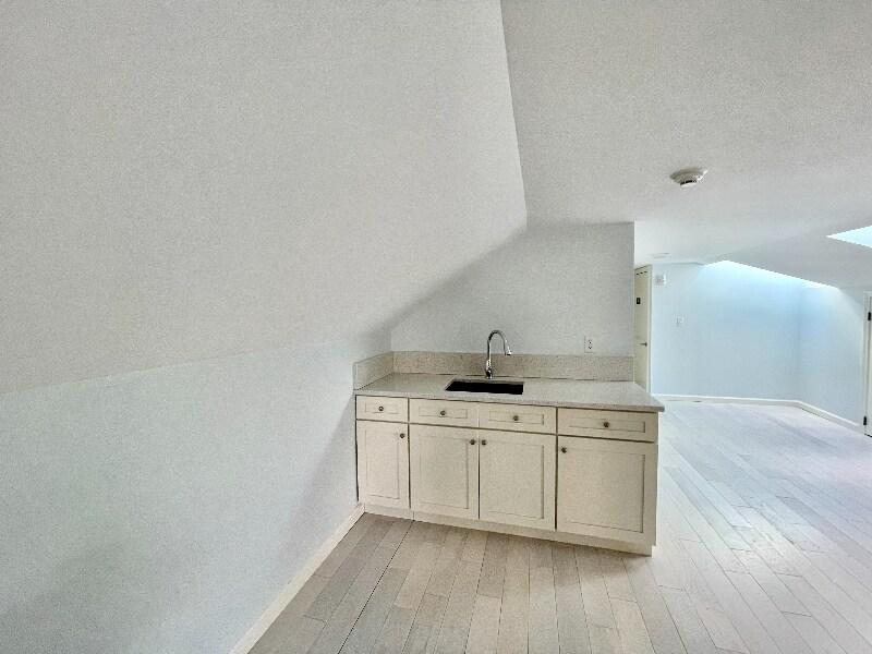 117 Boston Post Rd, East Lyme, CT 06333 House Rental in East Lyme, CT