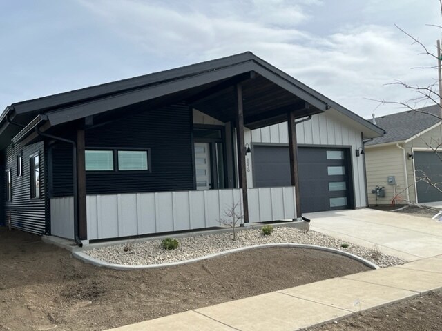 Primary Photo - 1520 W Moselle Dr
