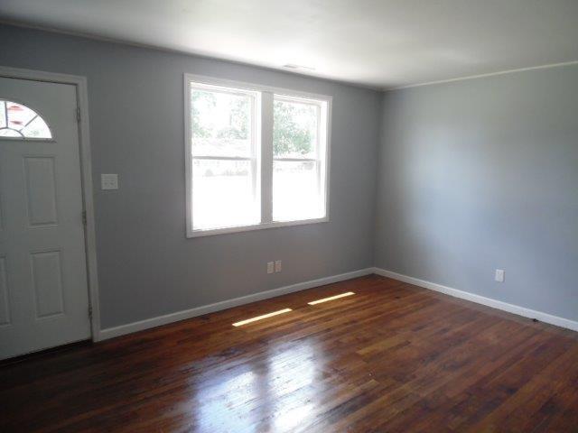 Foto del edificio - 2 BR, 1 BA duplex in the heart of Jacksonv...