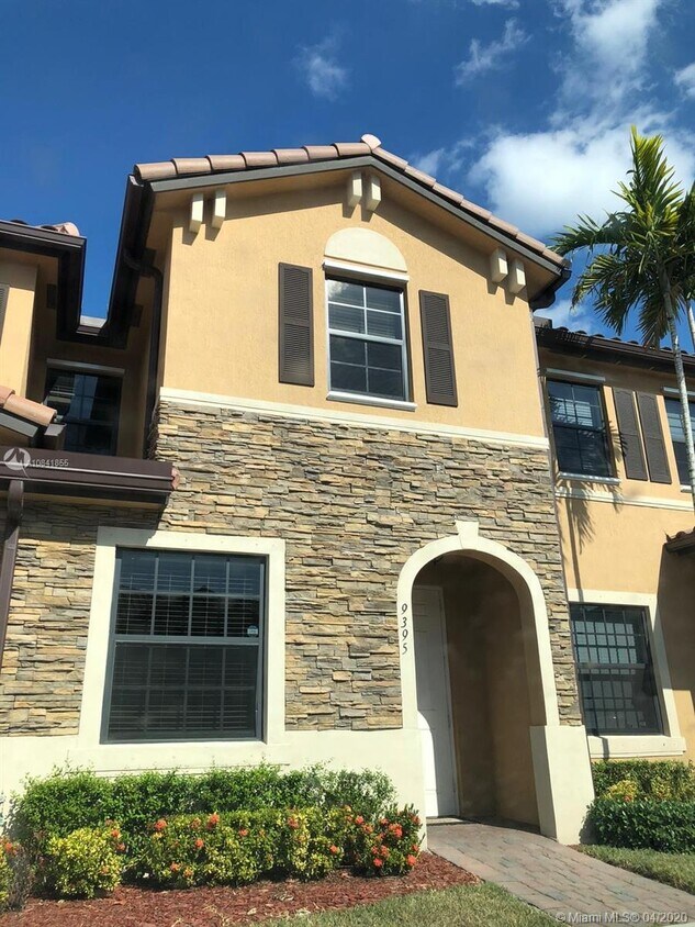 9395 W 33RD AVE 0 Hialeah Fl 33018 Room for Rent in Hialeah, FL