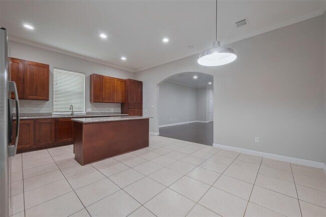 Building Photo - 15426 Addicks Stone Dr