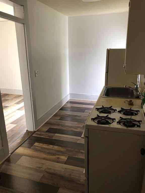 Building Photo - 104 E Boston Ave