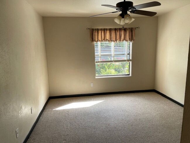 Foto del edificio - College Station - 2 Bedroom, 2 Bath - Down...