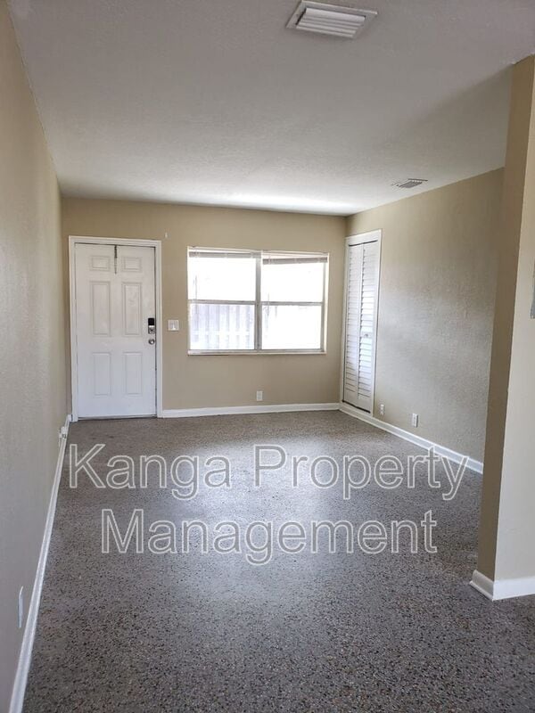 Foto del edificio - 3712 Henry Ave