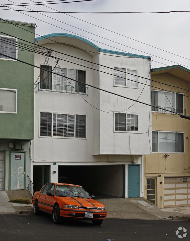 Building Photo - 75 Lausanne Ave
