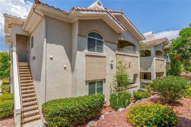 Foto del edificio - 1500 Cardinal Peak Ln