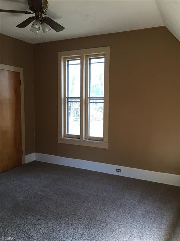 320 Tremont Ave SE, Massillon, OH 44646 House for Rent in Massillon, OH