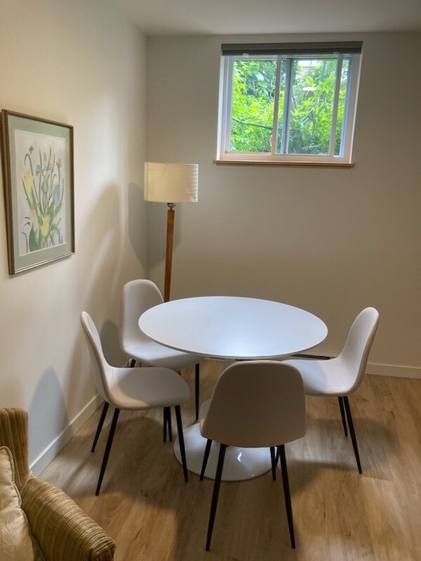 Photo du bâtiment - 7782 Av De L'épée