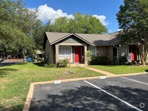 Building Photo - 1015 E Yager Ln