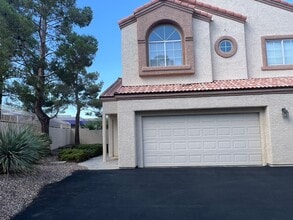 Building Photo - 8301 Boseck Dr