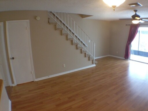 Building Photo - 1828 Mill Run Cir