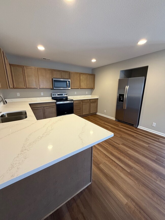 Foto del edificio - 1096 Pebblecreek Dr