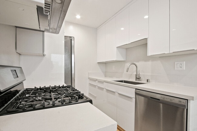 Foto del edificio - 1451 Franklin St