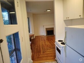 Building Photo - 301 Rue Wilbrod St