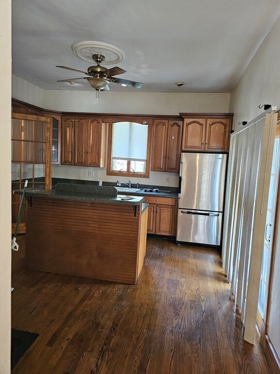 Foto del edificio - 1 Spring St