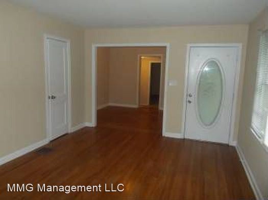 Foto del edificio - 5 br, 3 bath House - 4784 Glenwood Rd